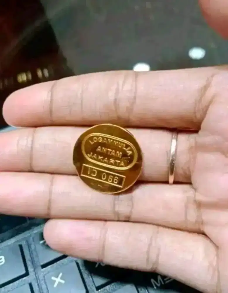 Menerima jual beli emas tampa surat dari tokoh lain