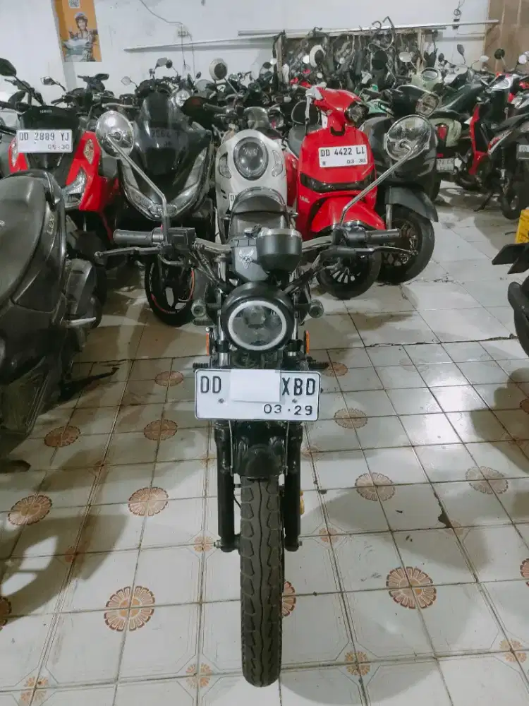 Benelli Motobi Pesaro 152 hitam 2023