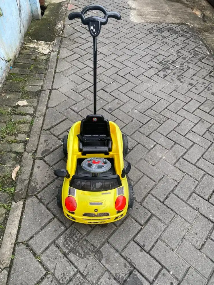 Jual mobil mainan anak besar ada music dan lampu