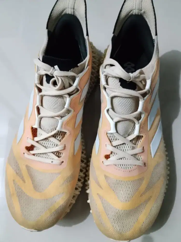 sepatu Adidas running