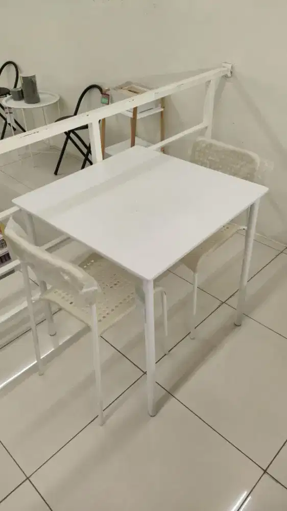 SET MEJA MAKAN 2 KURSI 1 MEJA