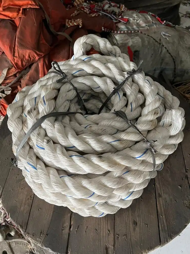 Tali PP Ukuran 32mm Panjang 18 Meter