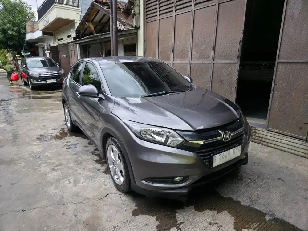 Honda HR-V HRV E CVT Matic AT Tahun 2016 Abu , 2017