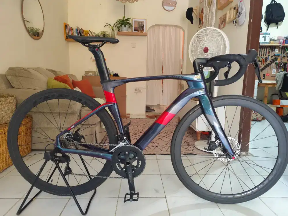 Road bike carbon twittee cyclone pro