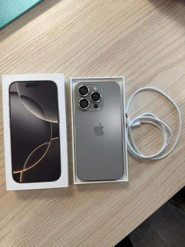 Iphone 16 Pro 128 Natural Titanium - ex Ibox