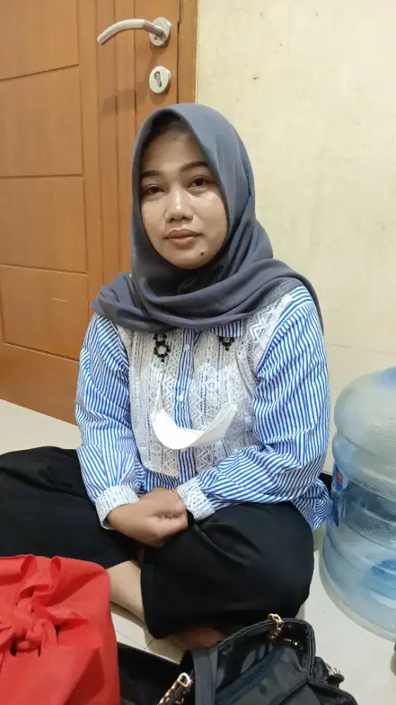 Di butuhkn baby sitter Newborn asal jawa berpengalmn nginep