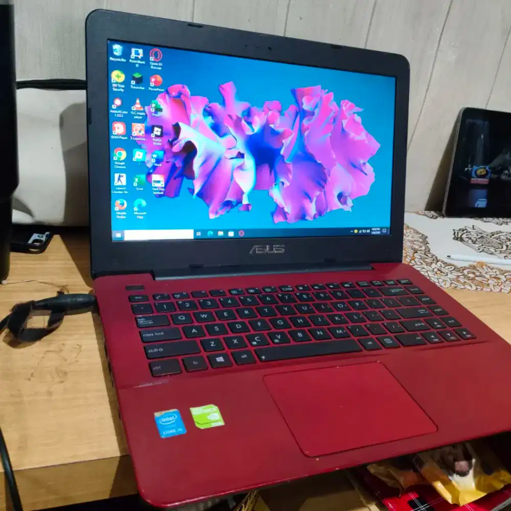 Laptop Asus Core i5 Ram 8/128 Game