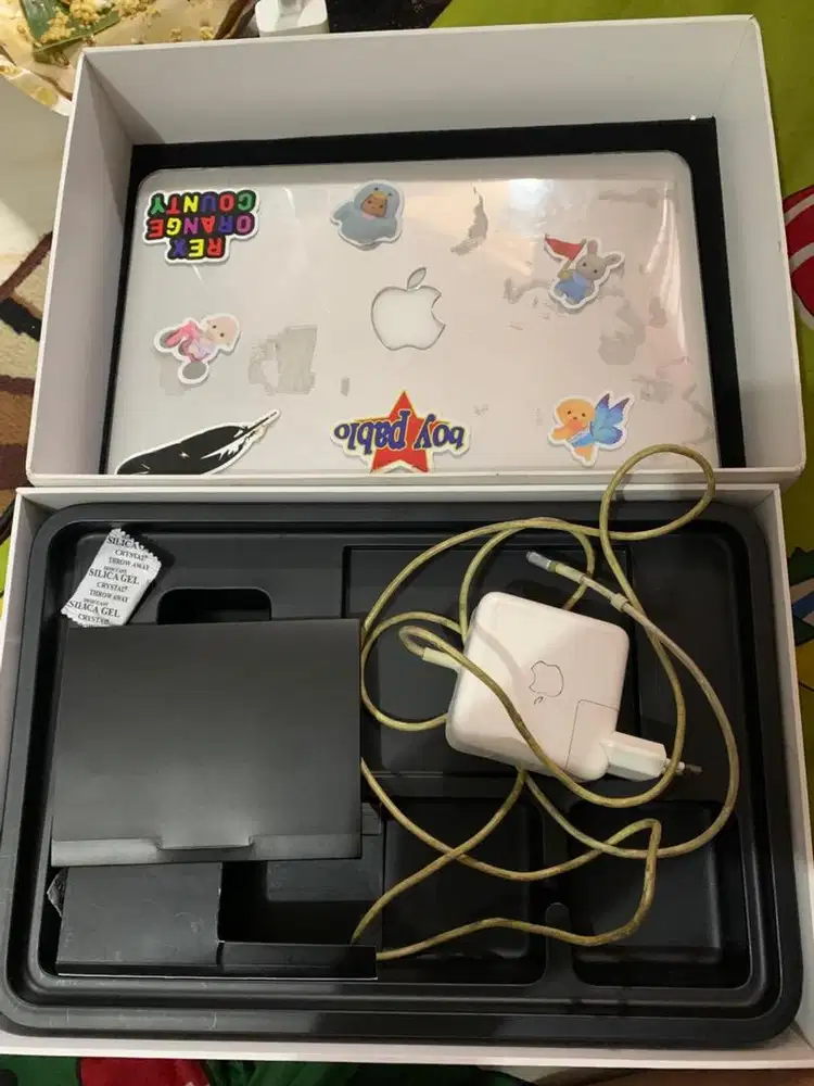 Dijual MacBook Air 11-inch Early 2015