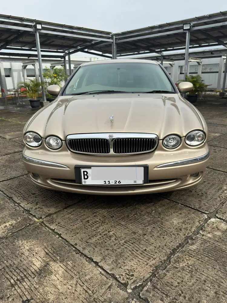 Jaguar 2001 X type km 2400 super antik