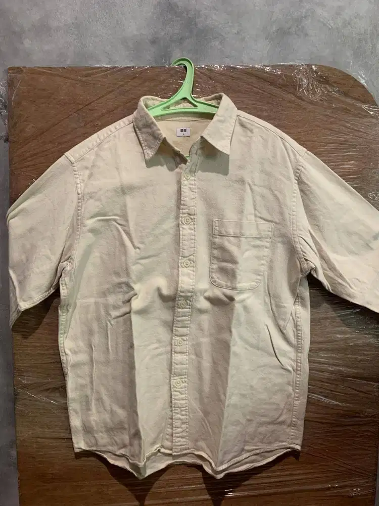 Kemeja Panjang UNIQLO