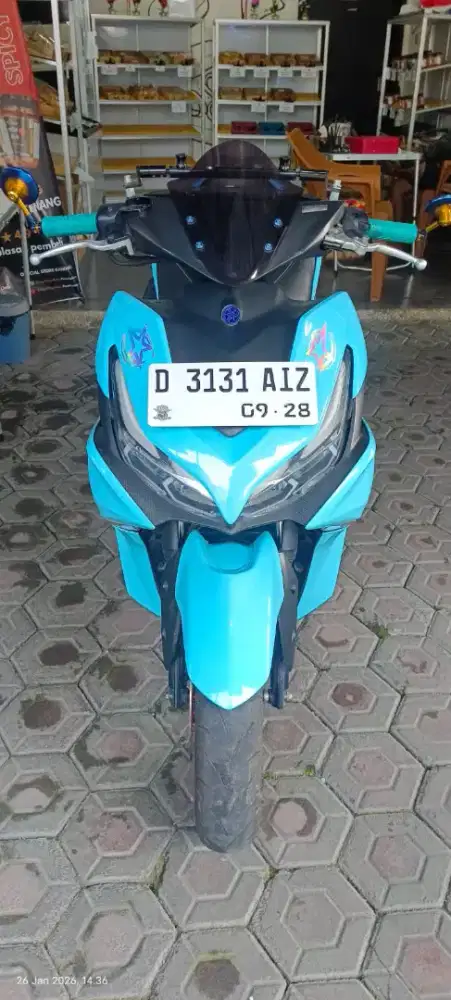YAMAHA AEROX CYBER CITY 2023 KM 25RB!