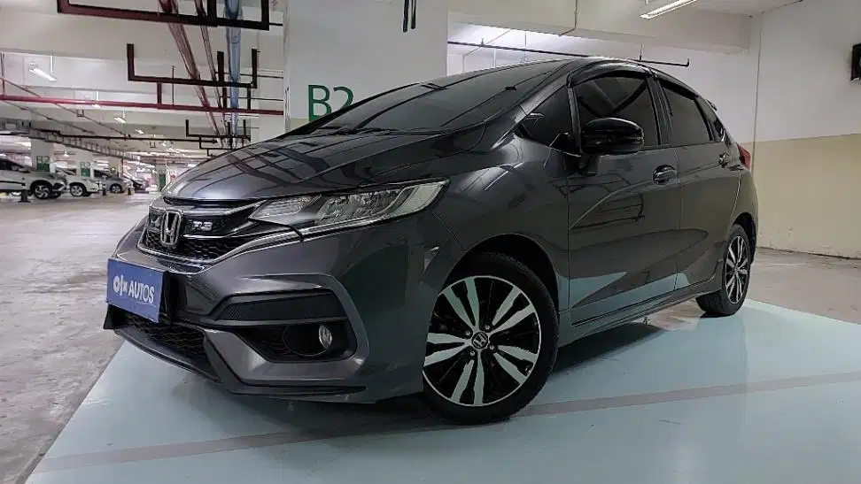 DP MURAH Honda Jazz 1.5 RS Bensin-AT 2019 Abu CAICD