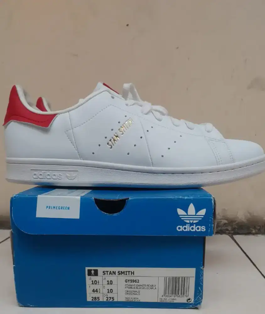 Sepatu Olahraga ADIDAS Pria NEW PROMO
