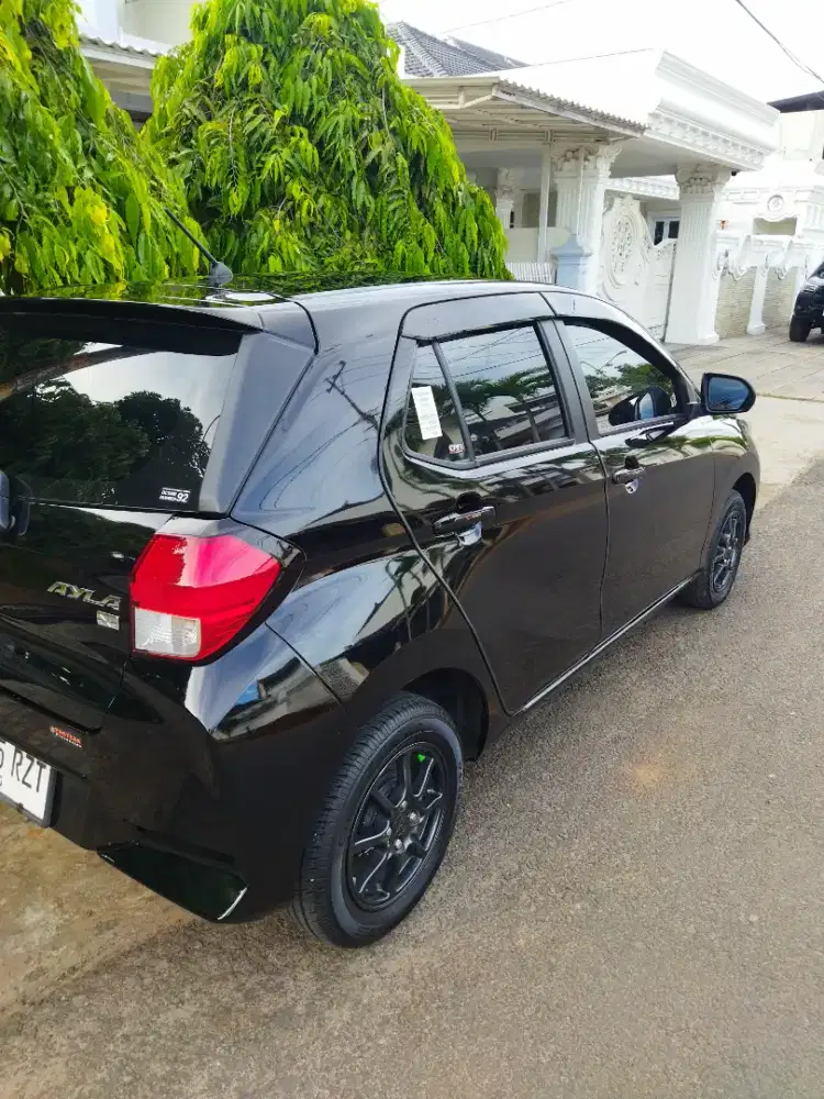 All-new Daihatsu Ayla X MT Low KM SEPERTI BARU