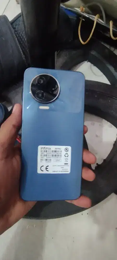 Infinix note 8 ram 8/128 lengkap, mulus, satu bulan pemakaian