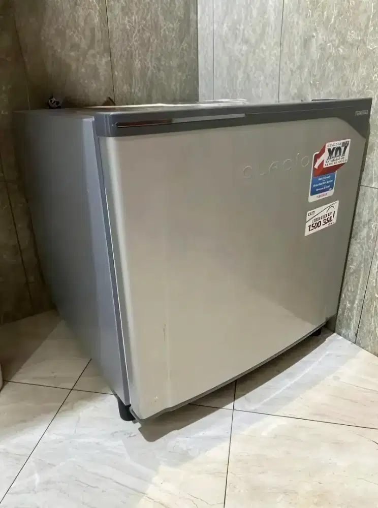 Toshiba kulkas mini 1 pintu normal semua siap angkut