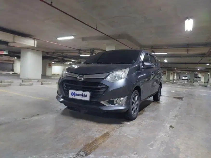 DP RINGAN Daihatsu Sigra 1.2 R Bensin-MT Abu-Abu CFFDB