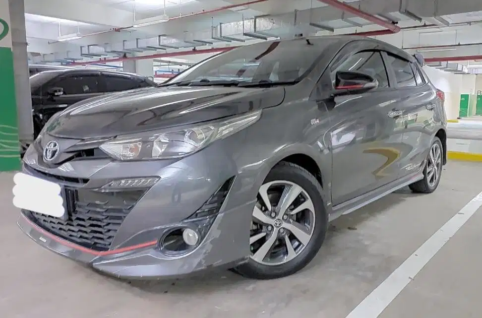 DP MURAH Toyota Yaris 1.5 TRD Sportivo Bensin-MT 2019 Abu CJGXB