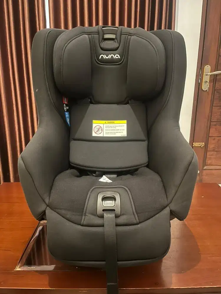 (Kursi Bayi untuk di Mobil) Nuna Rava Convertible Car Seat
