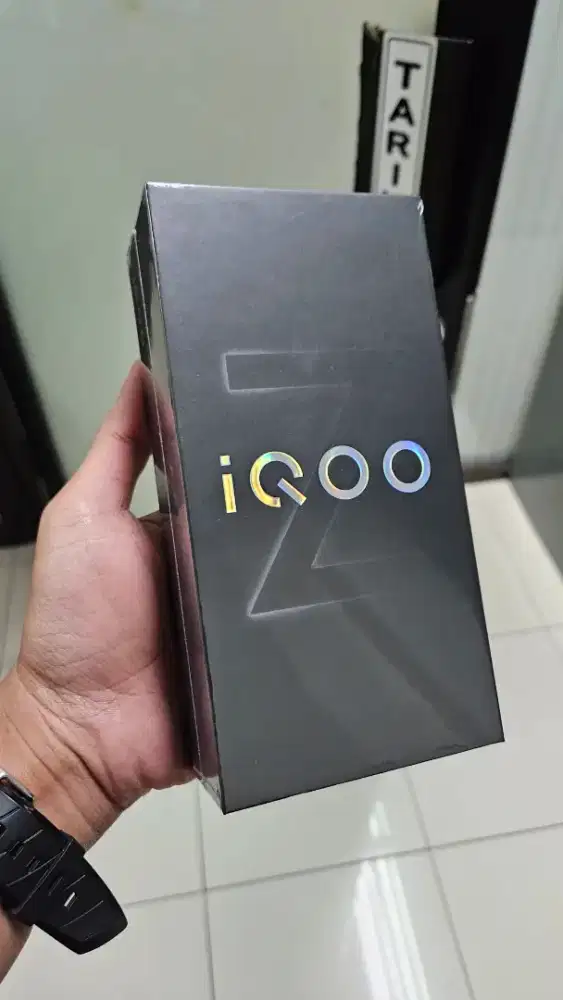 IQOO Z10R 8/256 GOLD