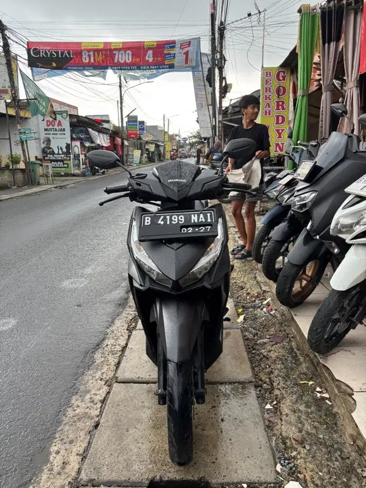 Vario 150 2015 Gress Pajak ON