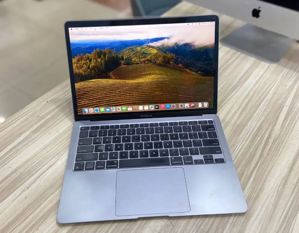 Apple MacBook AIR 2020 Core M1 Ram 16GB 13.3inch N-EC