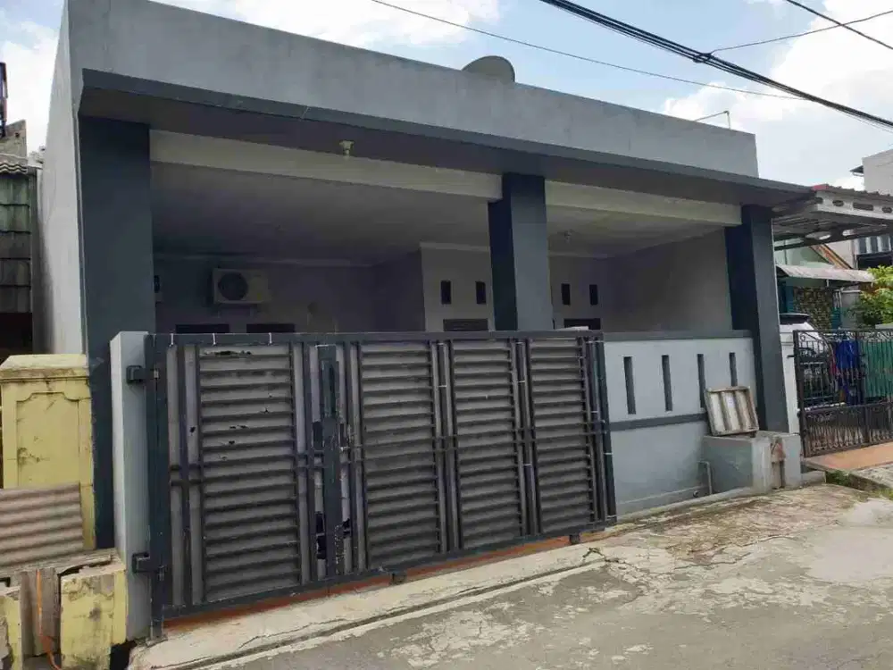 Rumah di jual di tytian indah medan satria