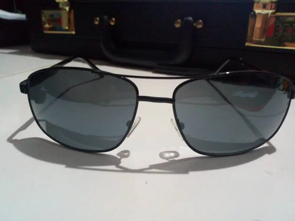 Dijual Cepat Kacamata Gaya masih mulus dan bagus