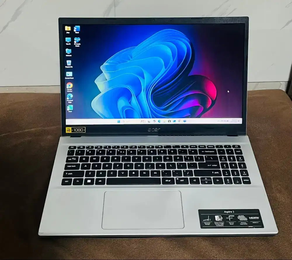 Laptop acer aspire 3 kondisi bagus siap pakai