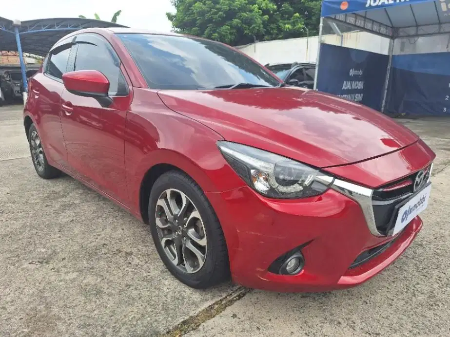 DP RENDAH - Mazda 2 1.5 Skyactiv Bensin-AT 2017 SFID