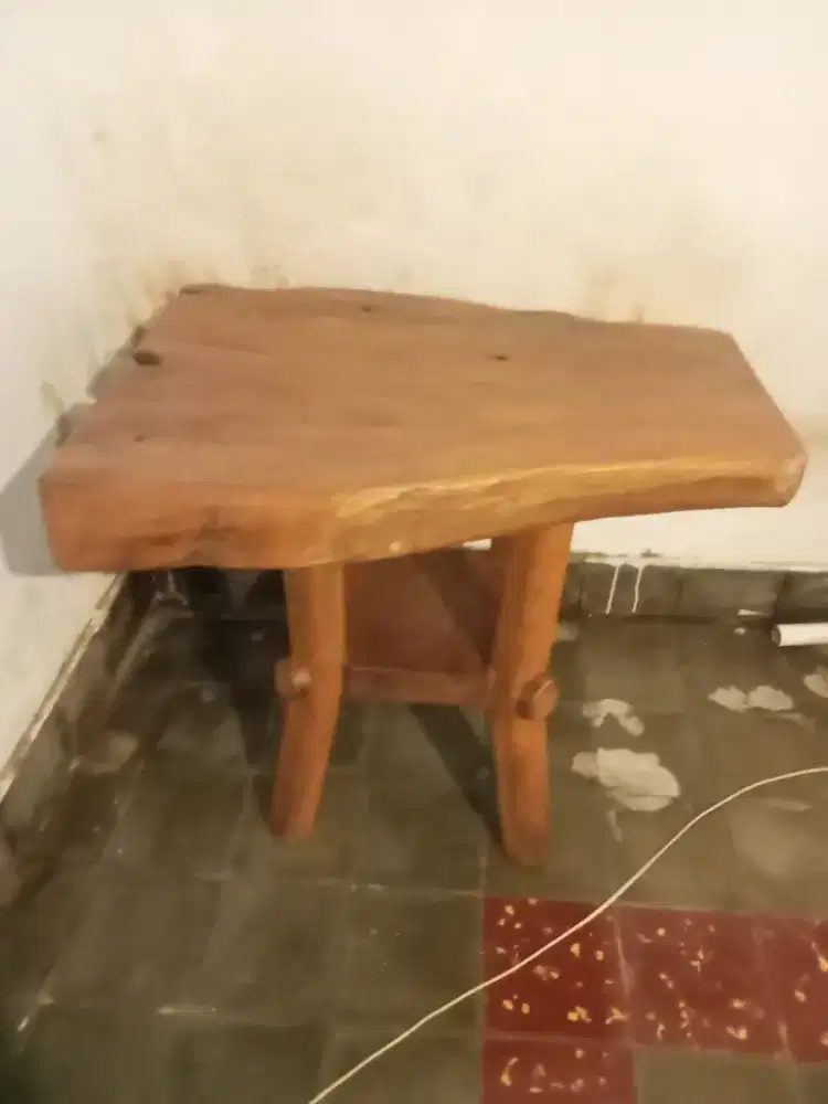 Meja gembol kayu jati