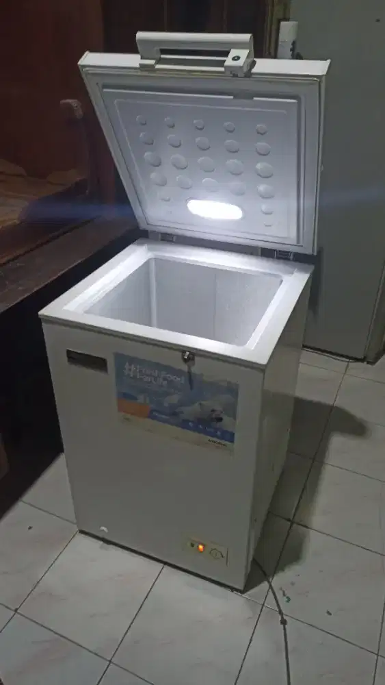 freezer box modena 100liter normal dingin beku ori