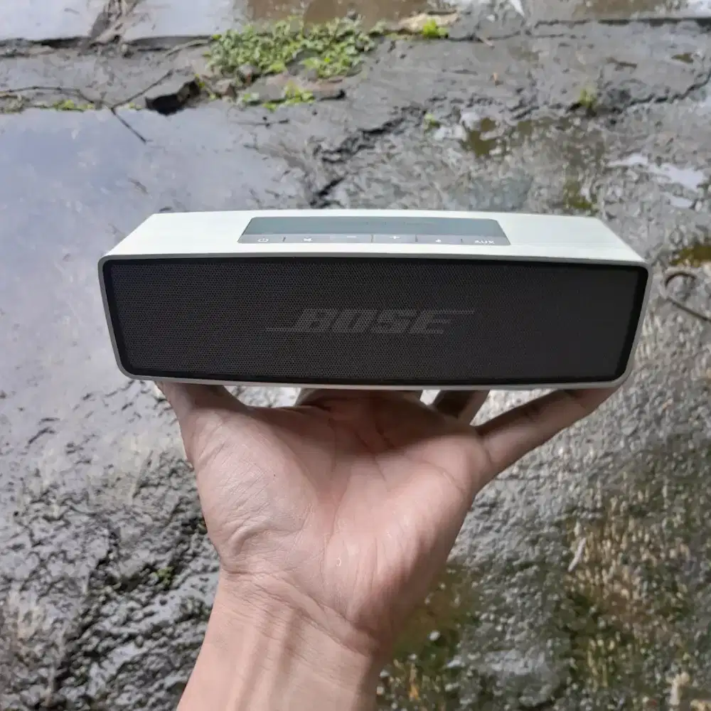 Bose SoundLink Mini Bluetooth Speaker Original – Unit Only
