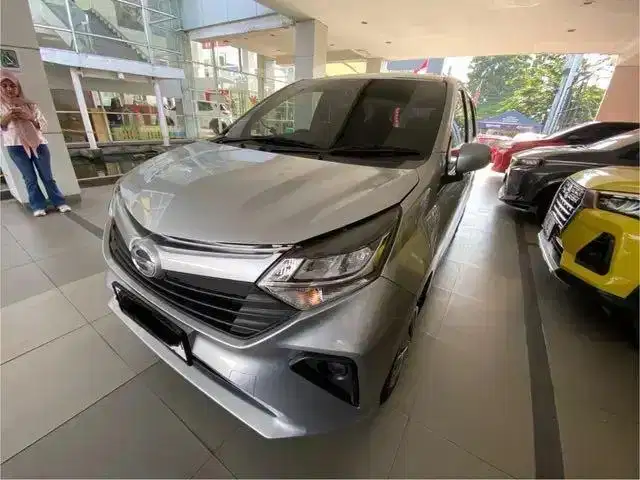 Daihatsu Sigra 1.0 M Bensin MT 2024 - KRM