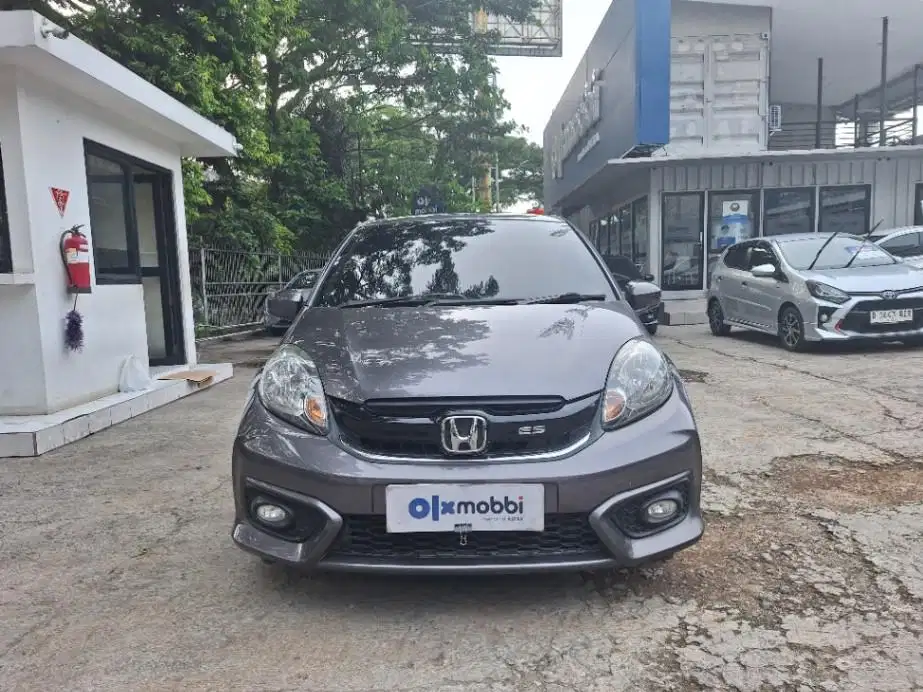 LOW DP Honda Brio Satya 1.2 E Bensin-AT 2017 AFJ