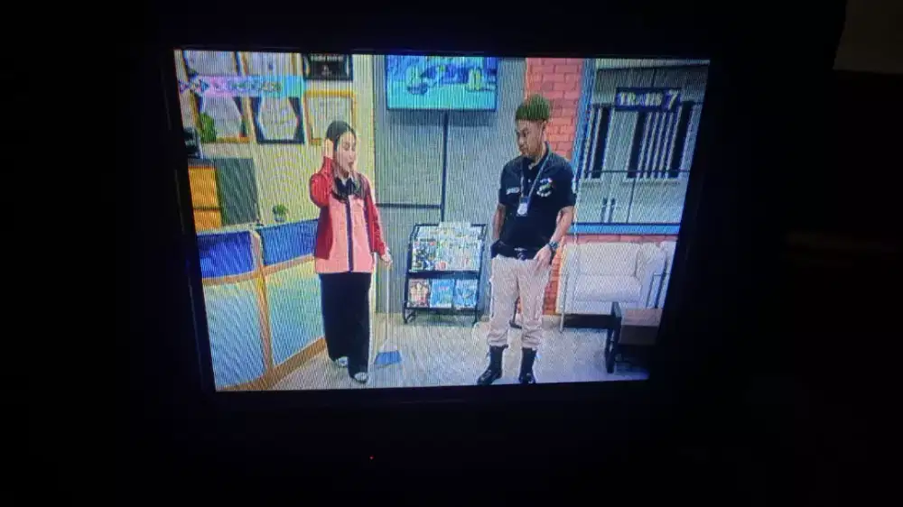 Dijual tv sharp 21 inch normal