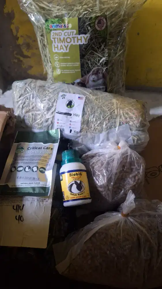 MURAH AJA Makanan Kelinci Hay Timothy, alfafa, pelet, critical care