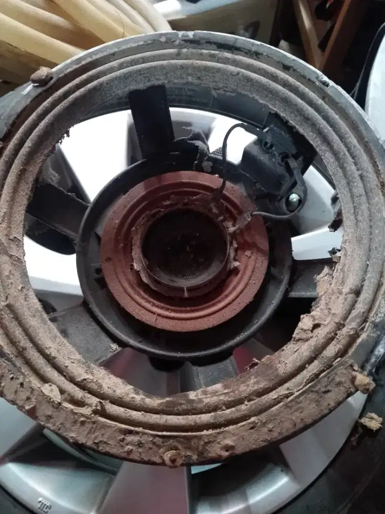 Dijual speaker apa adanya