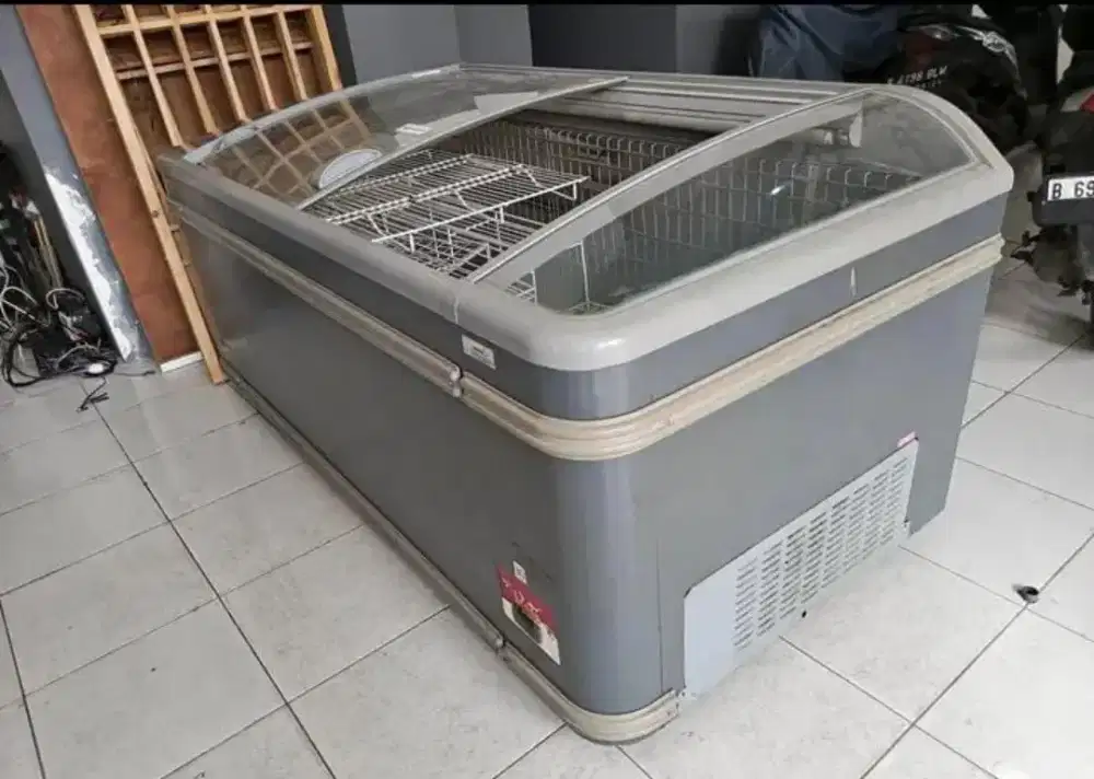 Barang bekas tidak terpakai