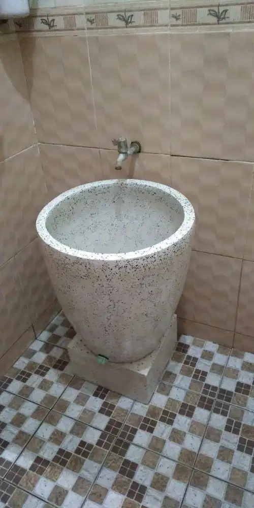 Bak mandi minimalis teraso tipe uin