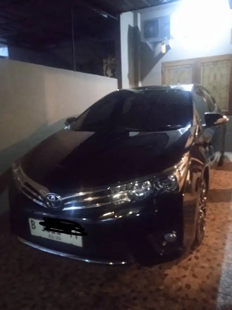 Toyota Altis 1.8V 2015