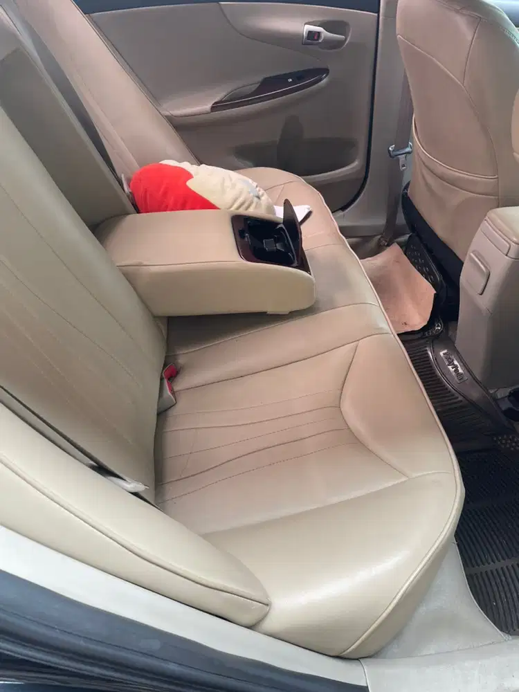 Toyota Corolla Altis 2011 Bensin