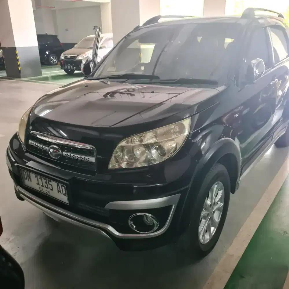 Daihatsu Terios TX Adventure 1.500 CC MT Tahun 2014