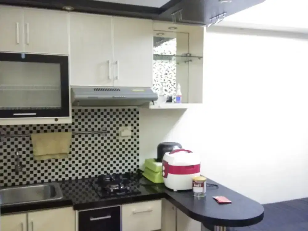 Disewa Apartemen gading nias type 2bedrooms lt 11 tower DAHLIA furnished