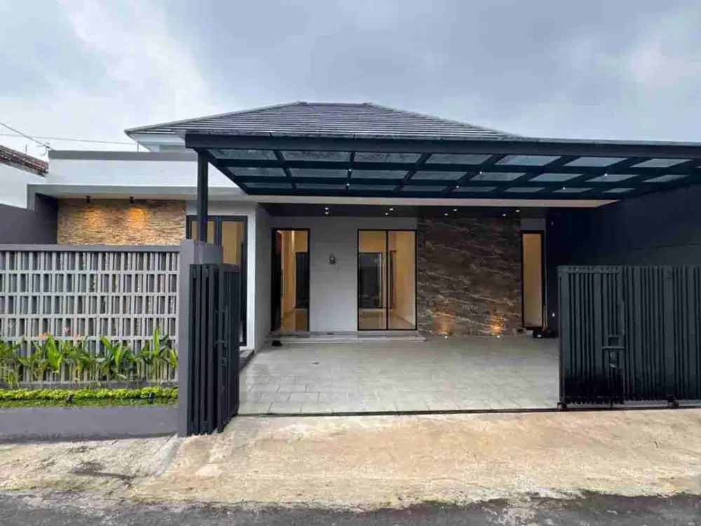 Dijual rumah mewah siap huni lokasi sangat strategis