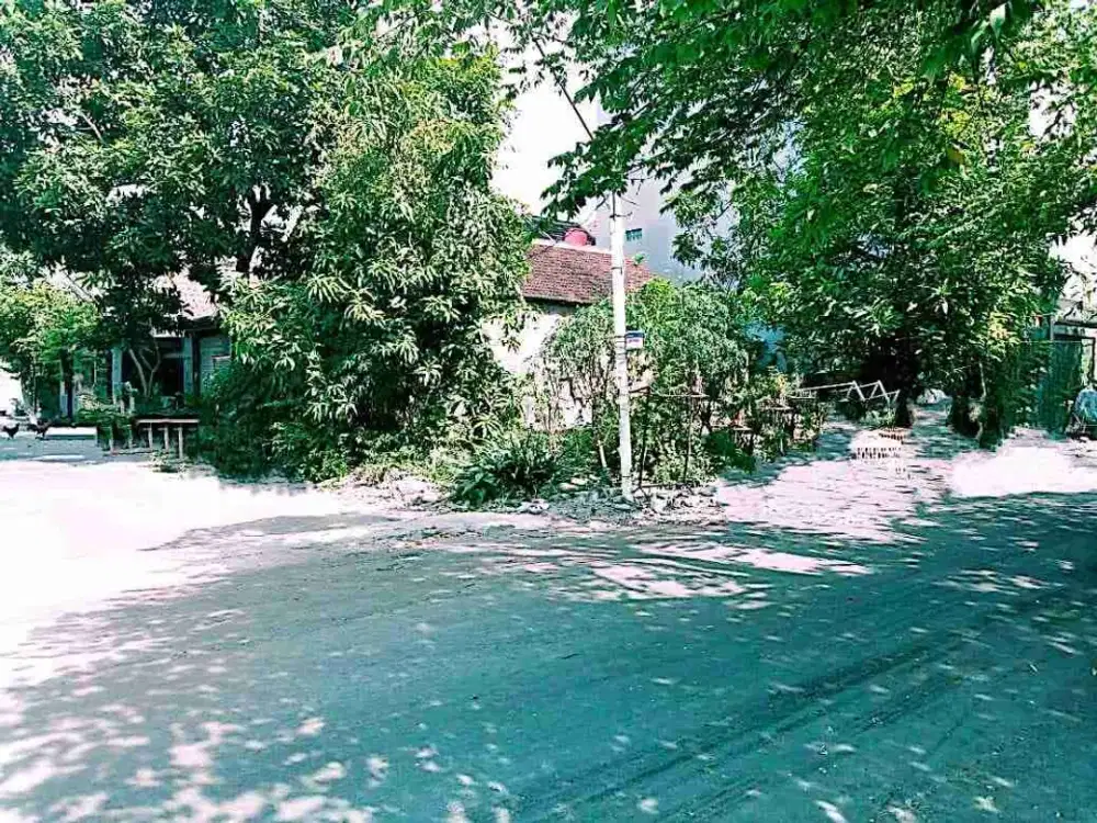 Dijual pekarangan belakang uns solo