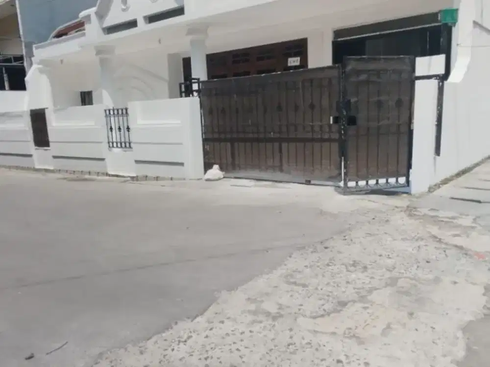 Rumah Strategis Nyaman di Tomang, Grogol Petamburan Jakarta Barat