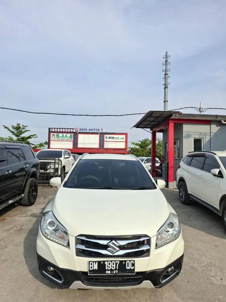 SX4 scross 2016 matic. Km 43rb antik