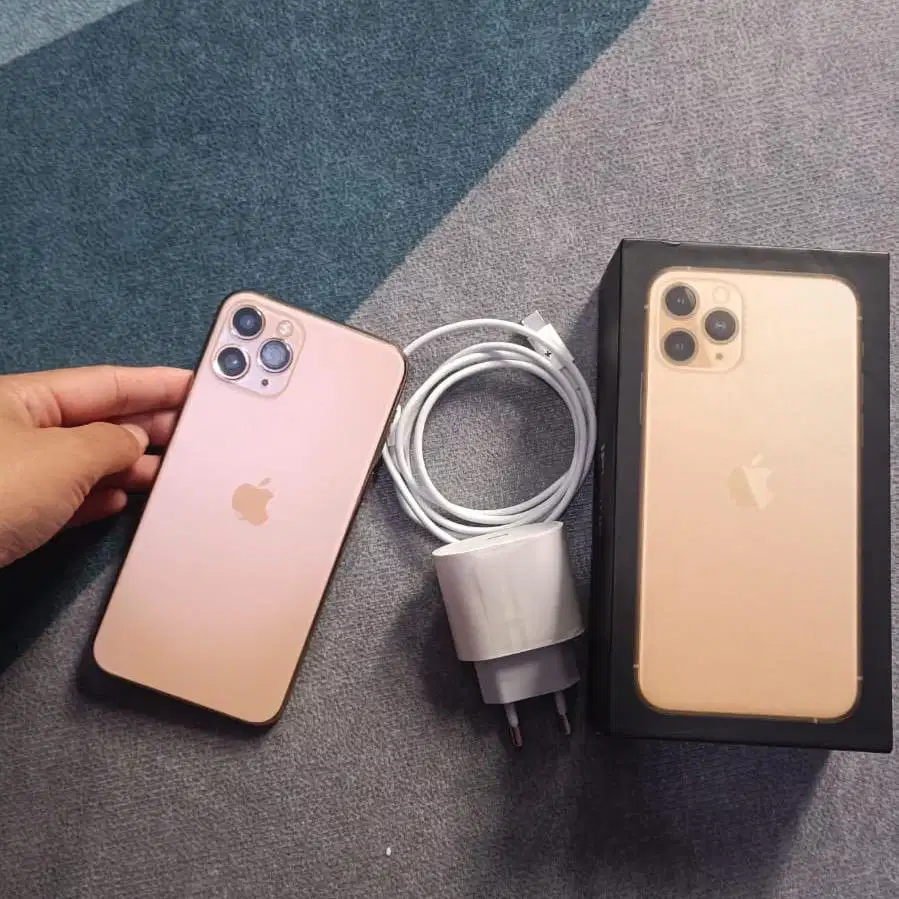 JUAL IPHONE 11 PRO 256GB SECOND