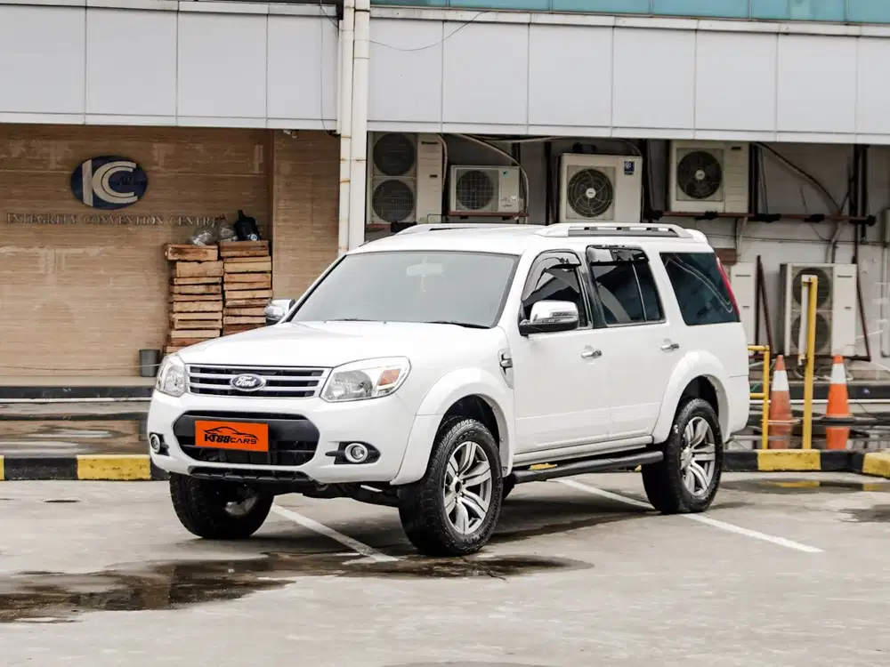 Ford Everest Limited 4x2 AT 2013